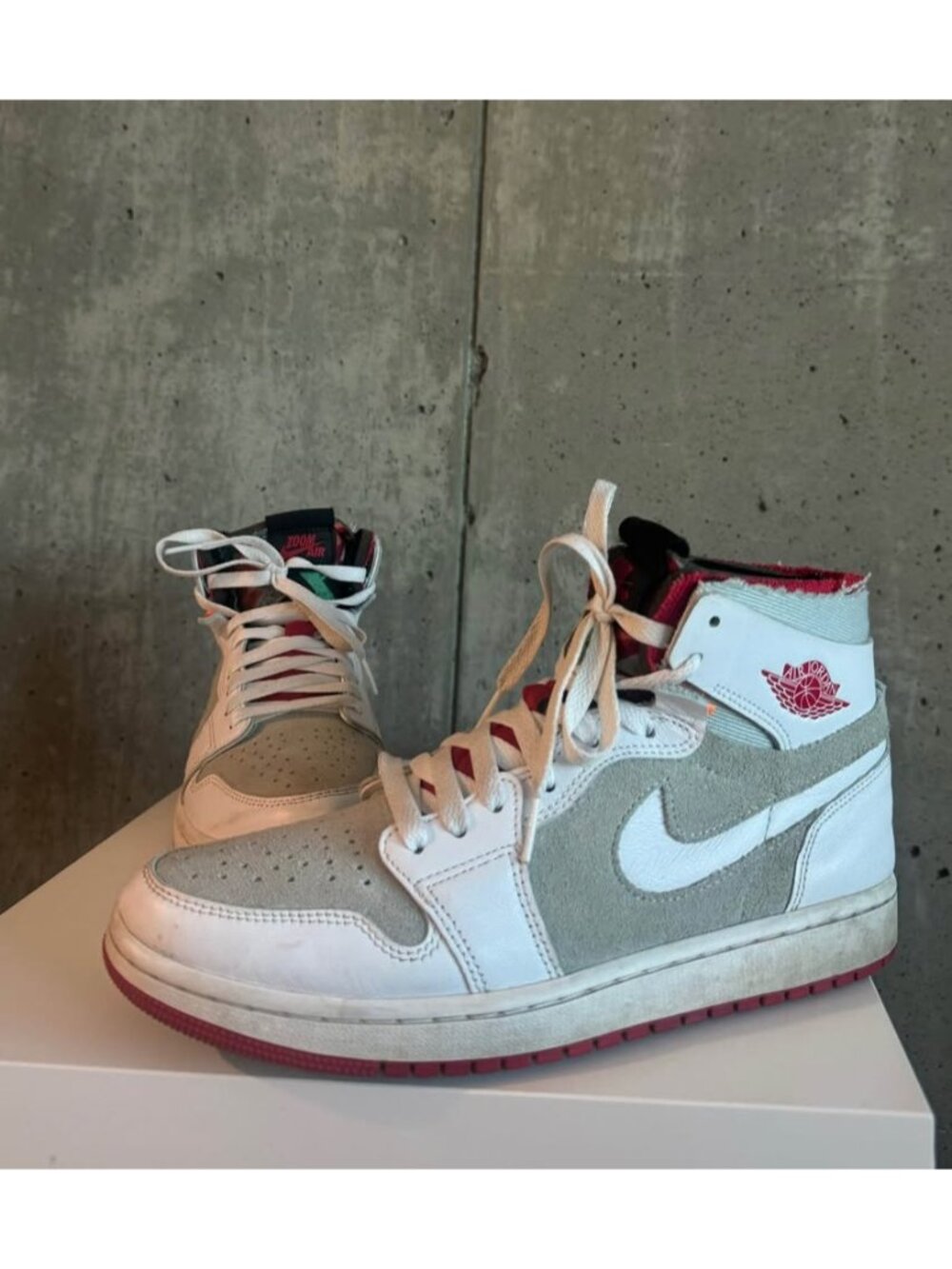 Air Jordan 1 High Zoom Air CMFT Hare Men’s US 8.5 Good Used Condition